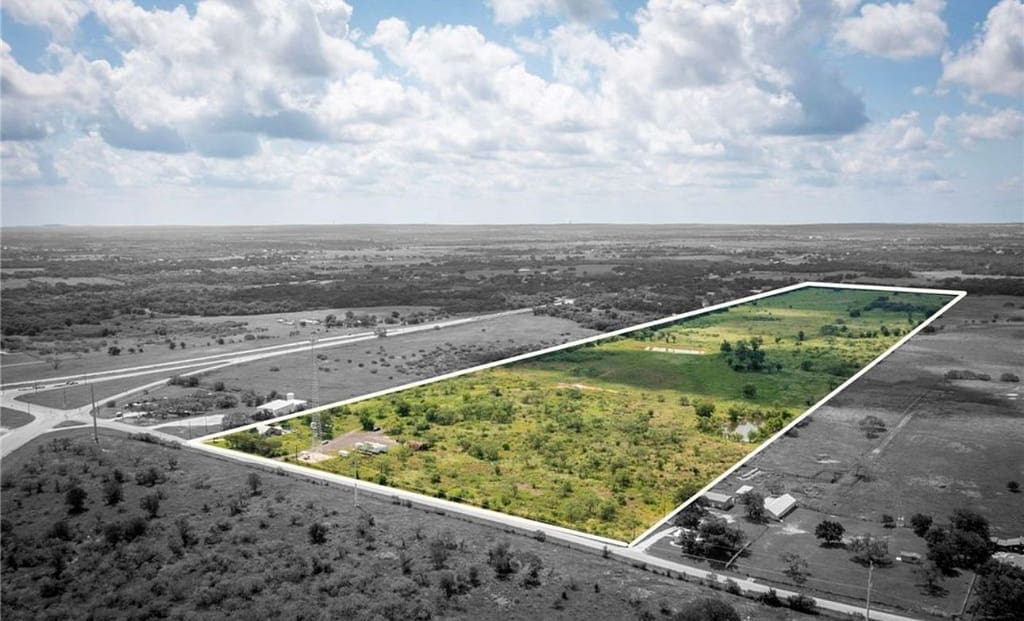 Aerial view of a parcel of land in Seguin, Texas, acquired by LandQuire for Portfolio 17